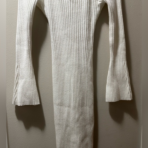 Gwyneth White Sweater Midi Dress - Picture 6 of 7